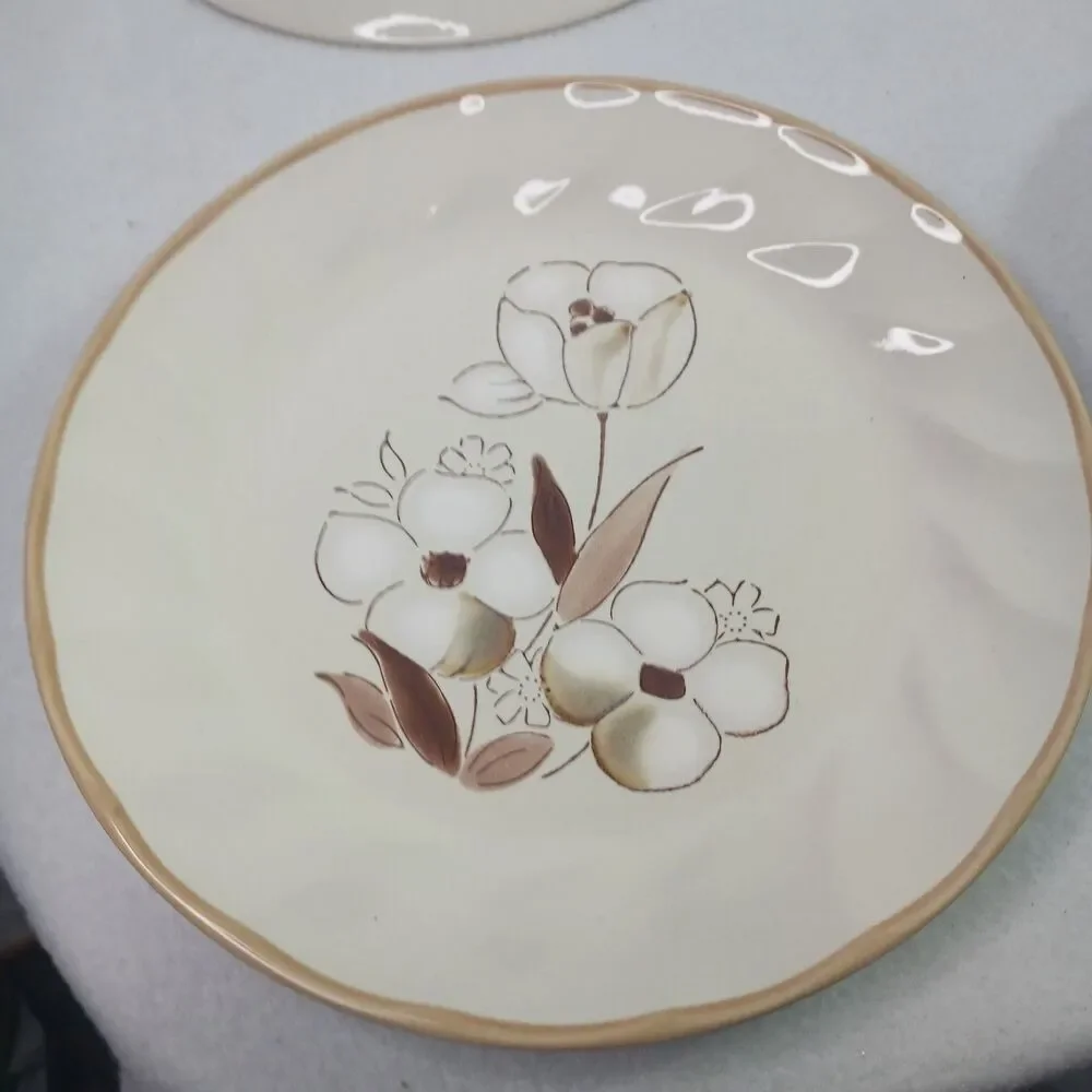 Sculptura Hearthside Stoneware Felicity 4 Salad Luncheon Plates 7.75